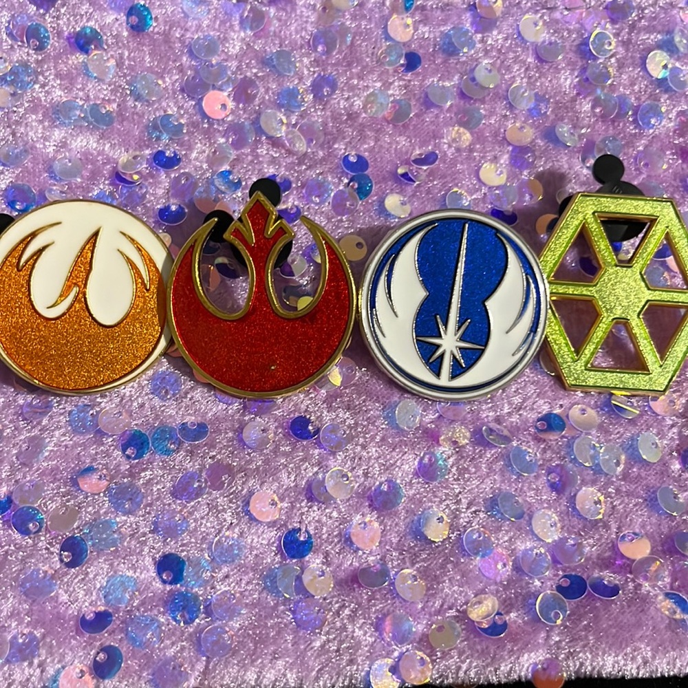 Star Wars emblem Disney trading pins